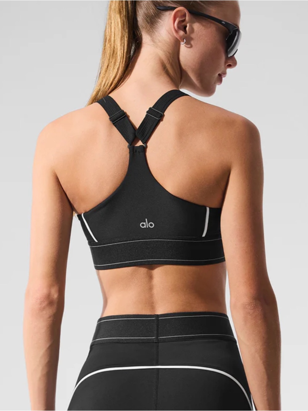 NWOT Alo Yoga Airlift Suit Up Bra - Picture 2 of 7